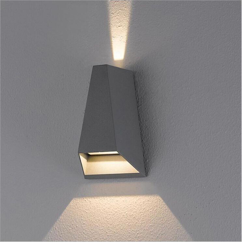 Outdoor Lighting Lux - 12W Led Outdoor & Indoor Wandlamp